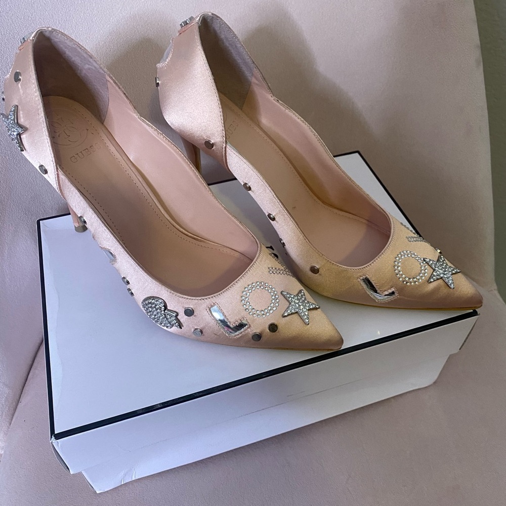 Guess pink multi satin heels